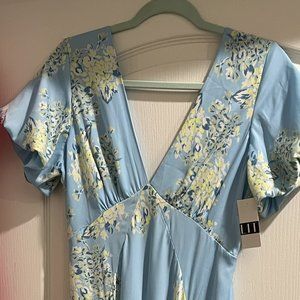 long blue dress, LIT